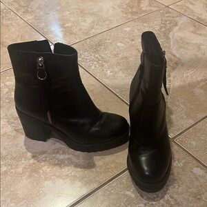 Vagabond Black Heeled Boots
